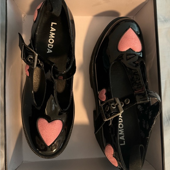 Heart platform Mary Jane’s - Picture 5 of 5